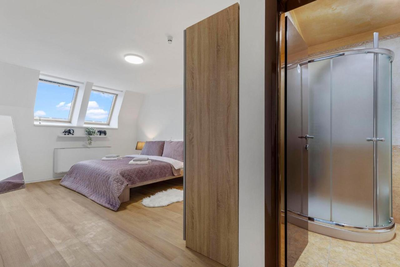Appartement Family Hub In Centre à Bratislava Extérieur photo